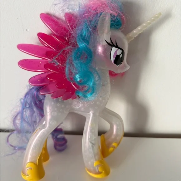 Magical Pink and Blue Unicorn Toy - Picture 3 of 3